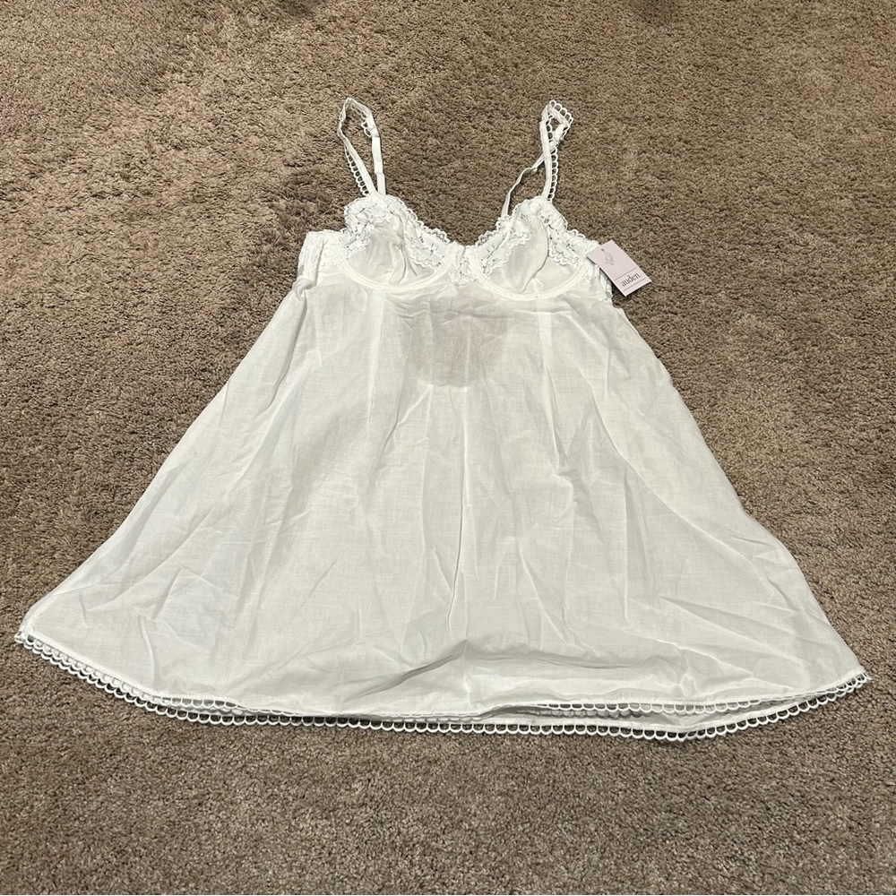 Auden White Lace Chemise New with Tags